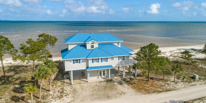 2838 Hidden Beaches Rd